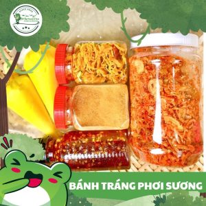 Bánh tráng phơi sương Tây Ninh- Bánh tráng, muối ruốc hành phi, bơ trứng gà, sốt tắc, tóp mỡ